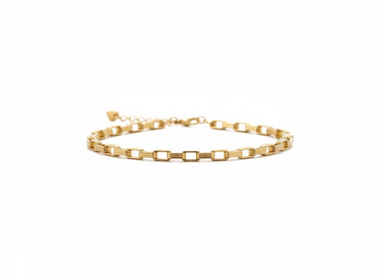 Ladies Chain Link Gold Bracelet