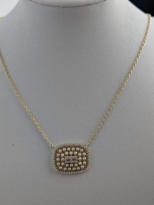 Ladies Pearl Echelon Rectangle Necklace