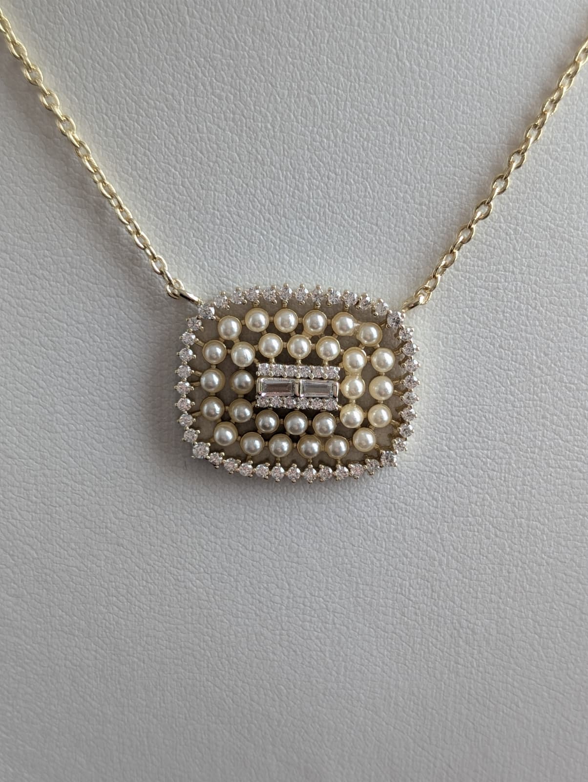 Ladies Pearl Echelon Rectangle Necklace