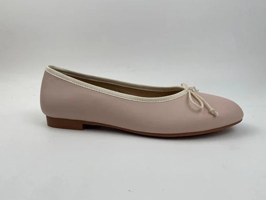Ladies Leather Ballet Flat